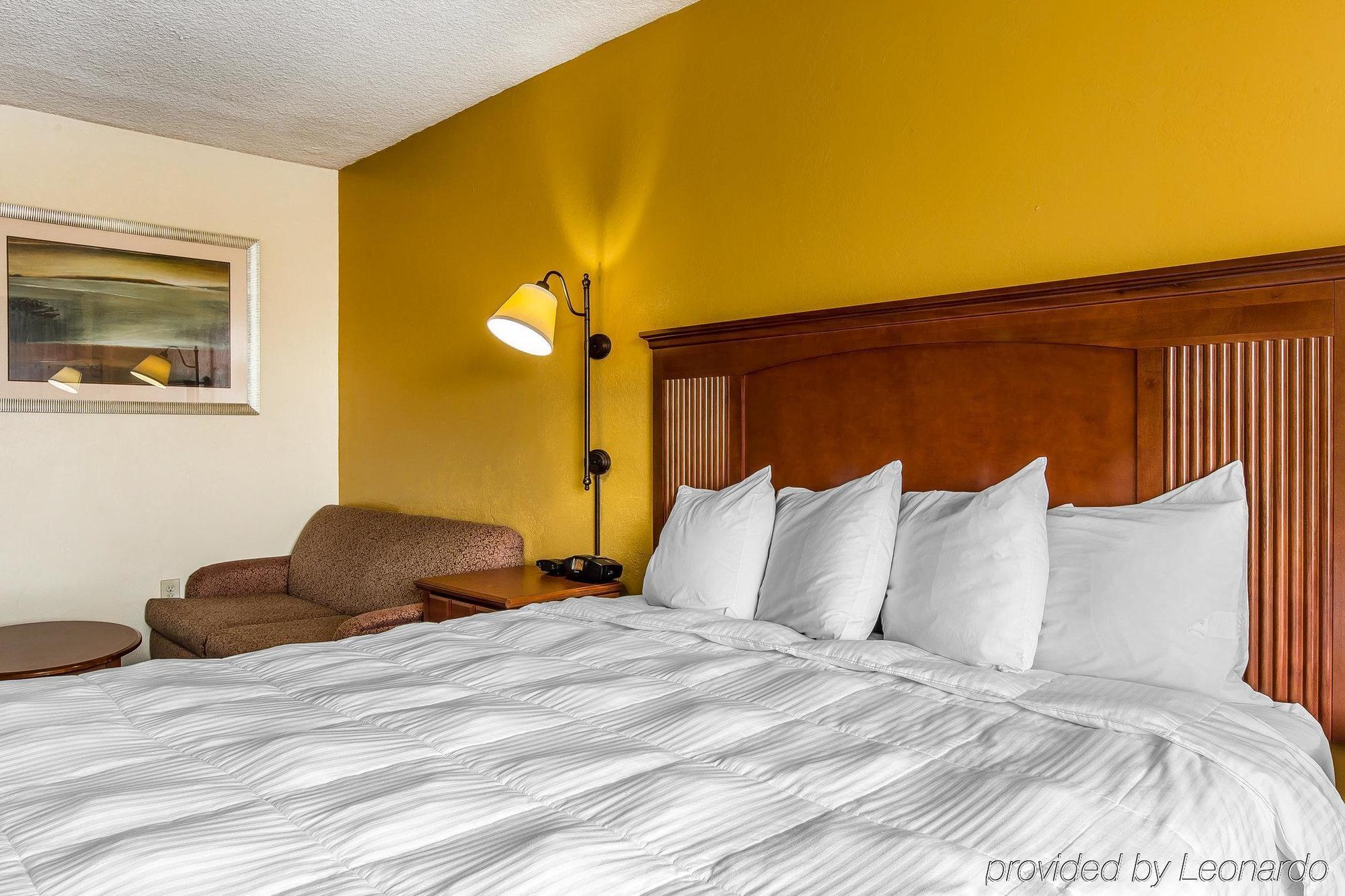 Econo Lodge Byron Exterior foto